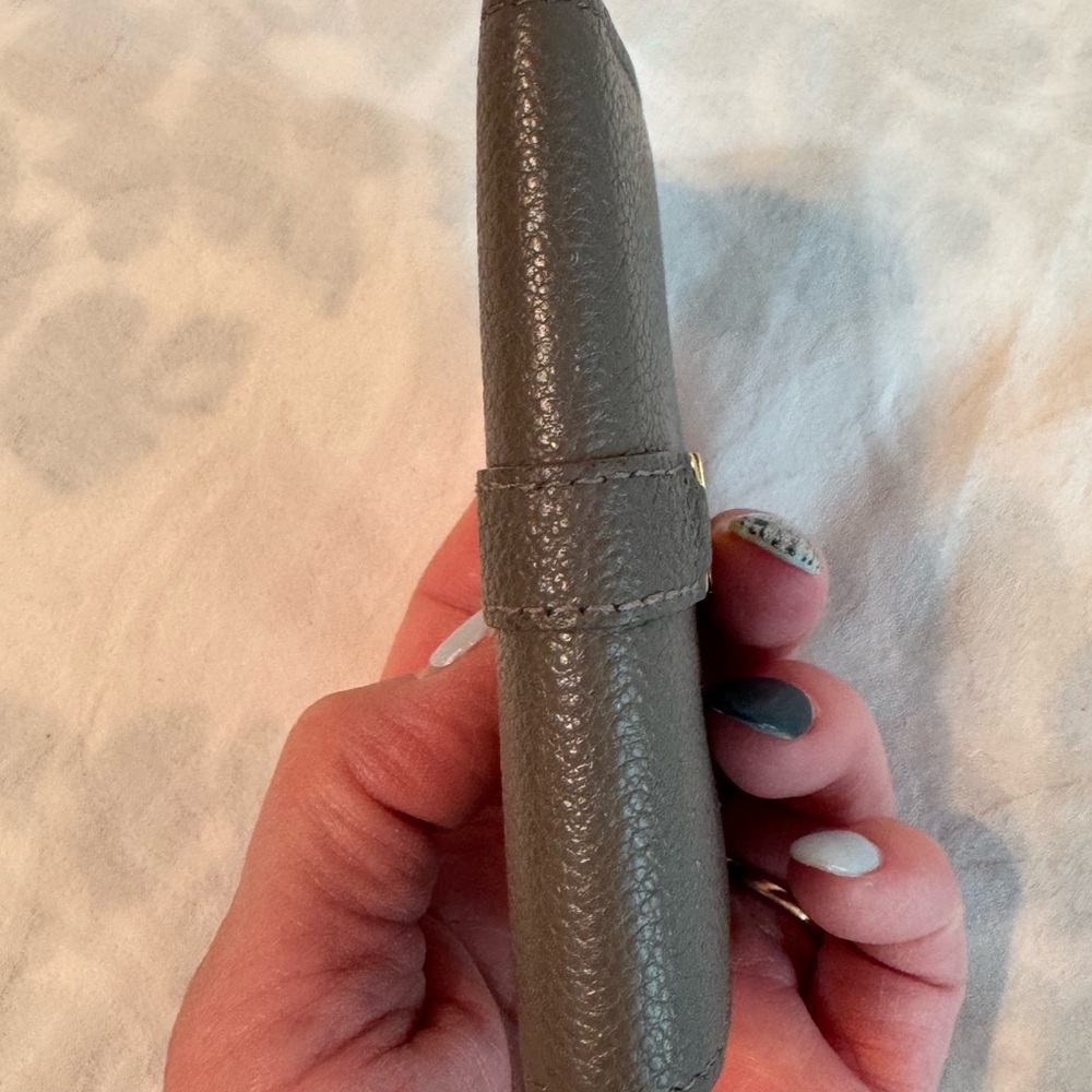 YSL Keyholder - Picture 5 of 7